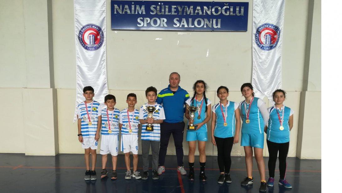 2019-2020 Yılı Okul Sporları Erkekler ve Kızlar Yıldızlar Badminton Kategorisinde Akçakoyun Yatılı Bölge Ortaokulu Çanakkale Şampiyonu 